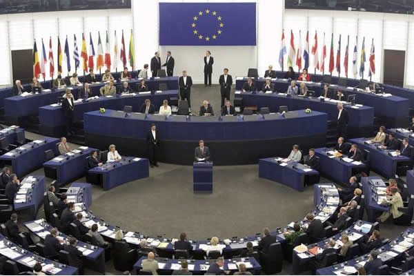 466 θέσεις πρακτικής άσκησης Schuman στο Ευρωπαϊκό Κοινοβούλιο